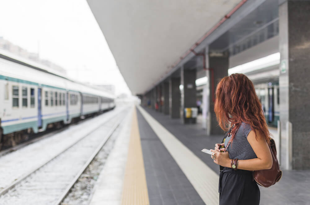 Noleggio Auto Napoli Stazione Centrale: Cosa Sapere